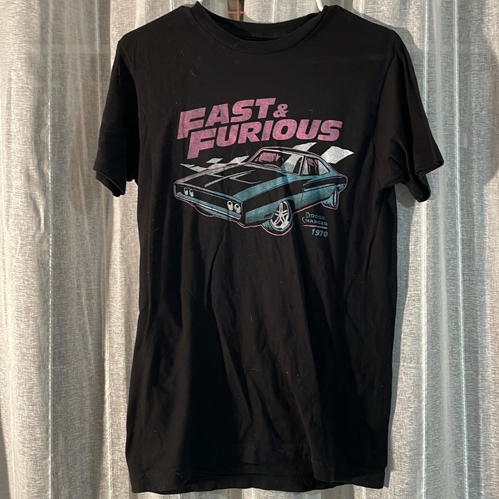 black graphic tee